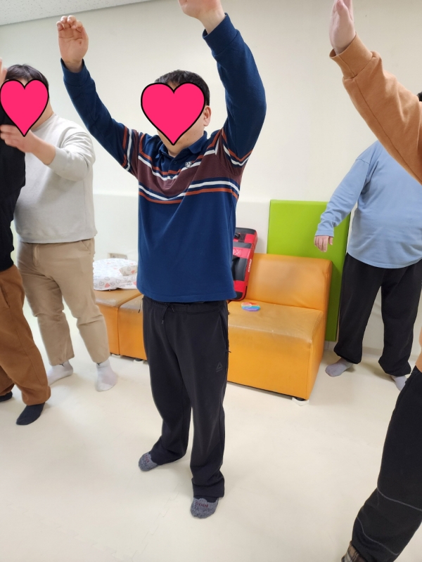939768528dfbcbe9c3d412f79d7700de_1741338318_3666.jpg